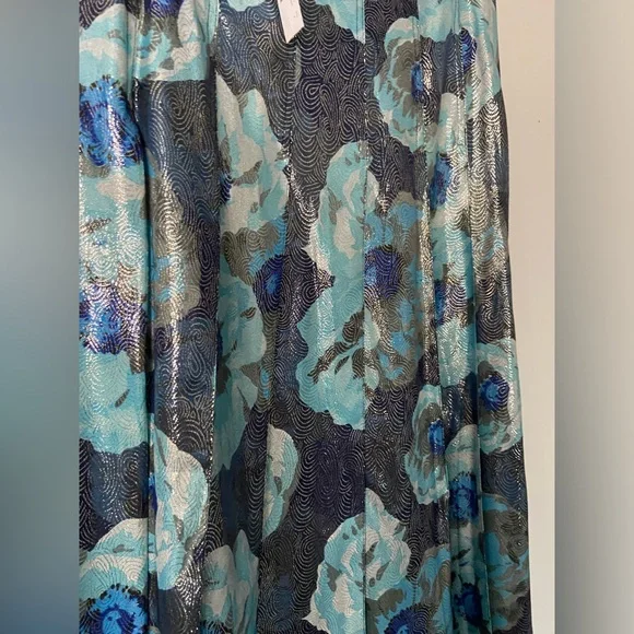 J Crew Floral Metallic Midi Skirt Size 4 NWT! - Picture 4 of 6